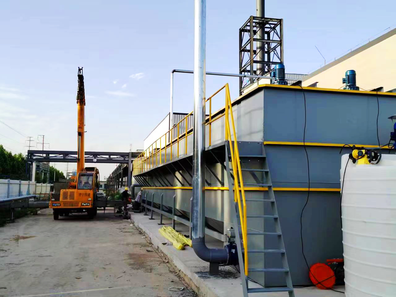 服務(wù)區(qū)生活污水一體化處理設(shè)備，助力高速公路綠色發(fā)展