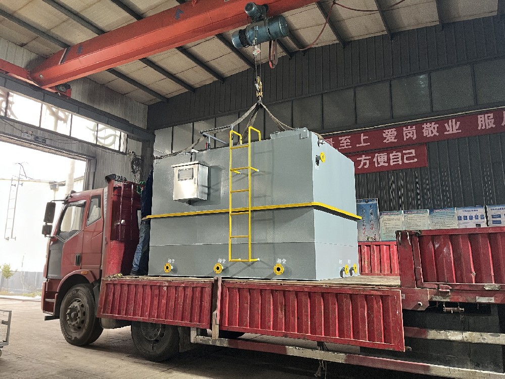 布草洗滌廢水處理中溶氣氣浮機的應用方案