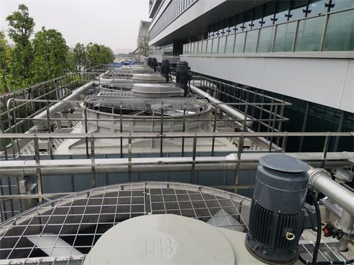 冷卻塔工作中的進出水溫差如何確定,冷卻塔是怎么工作的